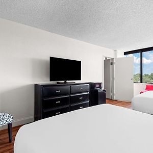 Double Suite Two Double Beds River View